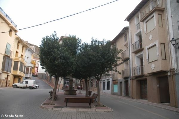 cervera-plaza-del-rollo193A9889-94C5-6344-4E05-0774C428A7DC.jpg